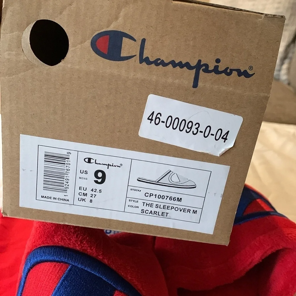 BNWT Unisex Slippers by Champion ..Embroidered